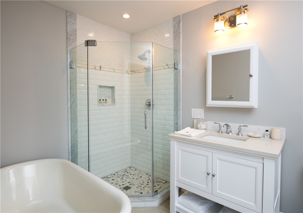 6 Restmere Terrace Middletown, RI 02842 - Photo 9 of 12