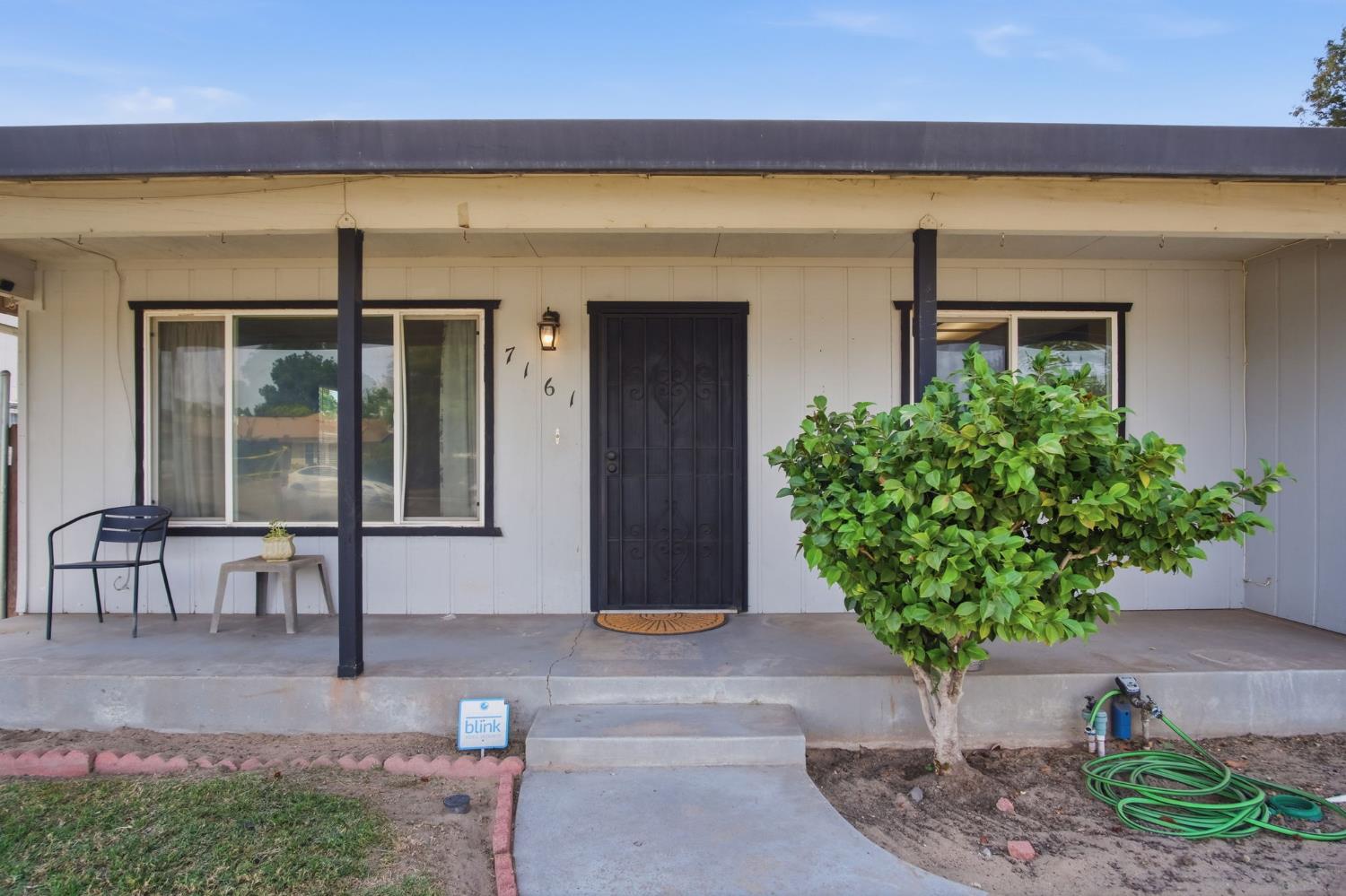 7161 Rita Way Winton, CA 95388 - Photo 4 of 33
