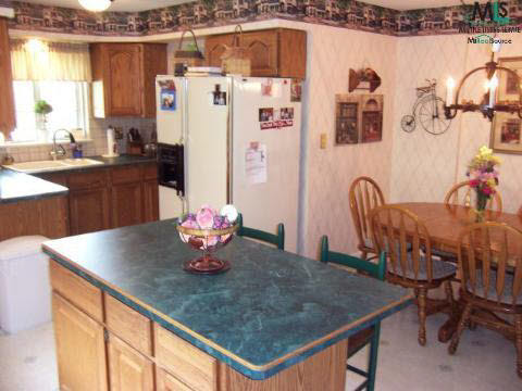 760 Lincoln Road Grosse Pointe, MI 48230 - Photo 6 of 8 809660-5.JPG