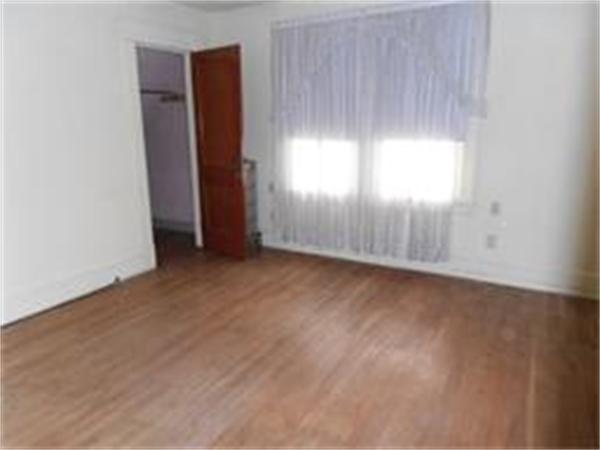 885 Liberty Street Springfield, MA 01104 - Photo 12 of 17