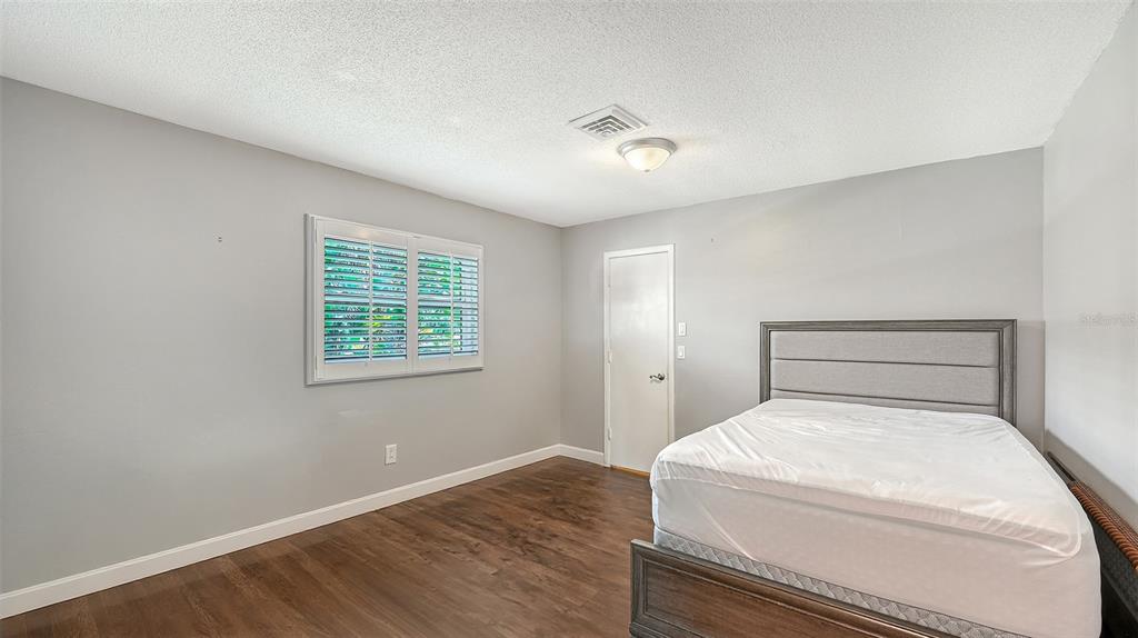 1024 Deer Run Venice, FL 34293 - Photo 27 of 56