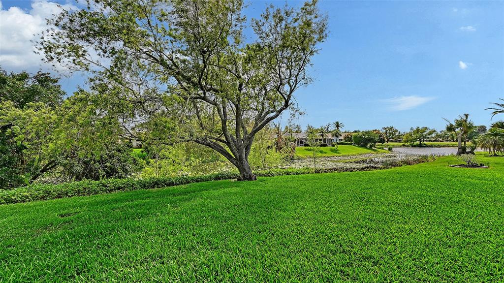 1024 Deer Run Venice, FL 34293 - Photo 35 of 56