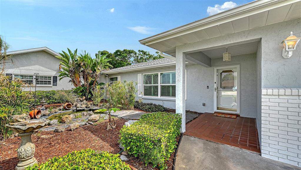 1024 Deer Run Venice, FL 34293 - Photo 4 of 56