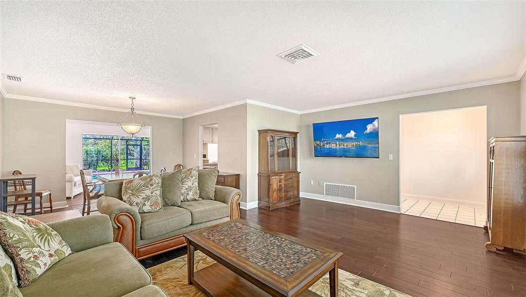 1024 Deer Run Venice, FL 34293 - Photo 6 of 56