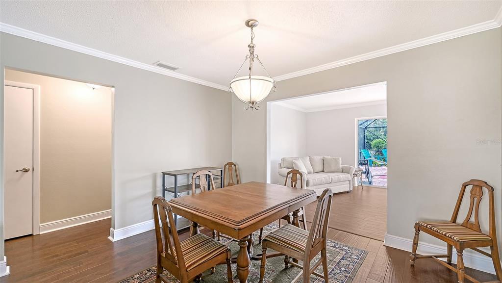 1024 Deer Run Venice, FL 34293 - Photo 9 of 56