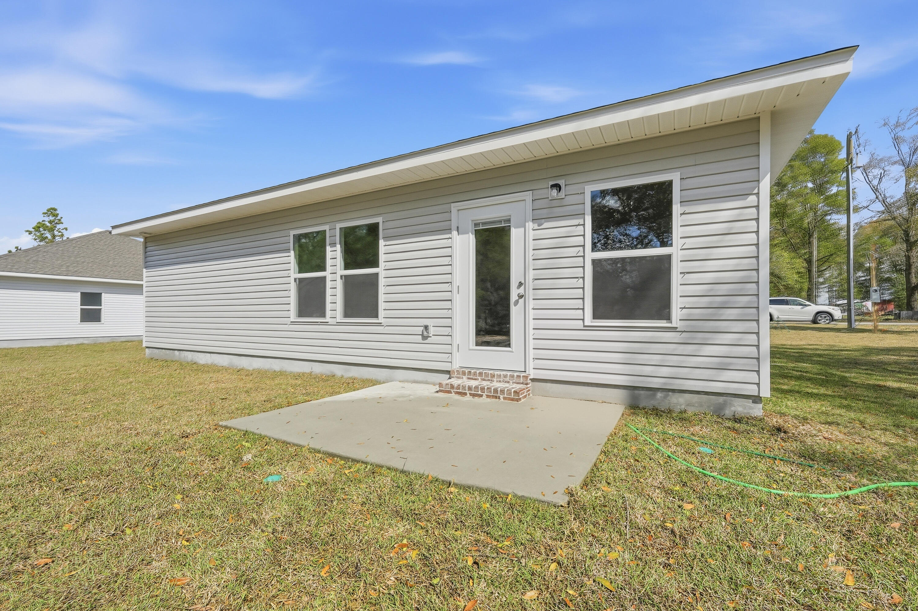 6138 Clover Street Crestview, FL 32539 - Photo 21 of 21 a backyard of a house