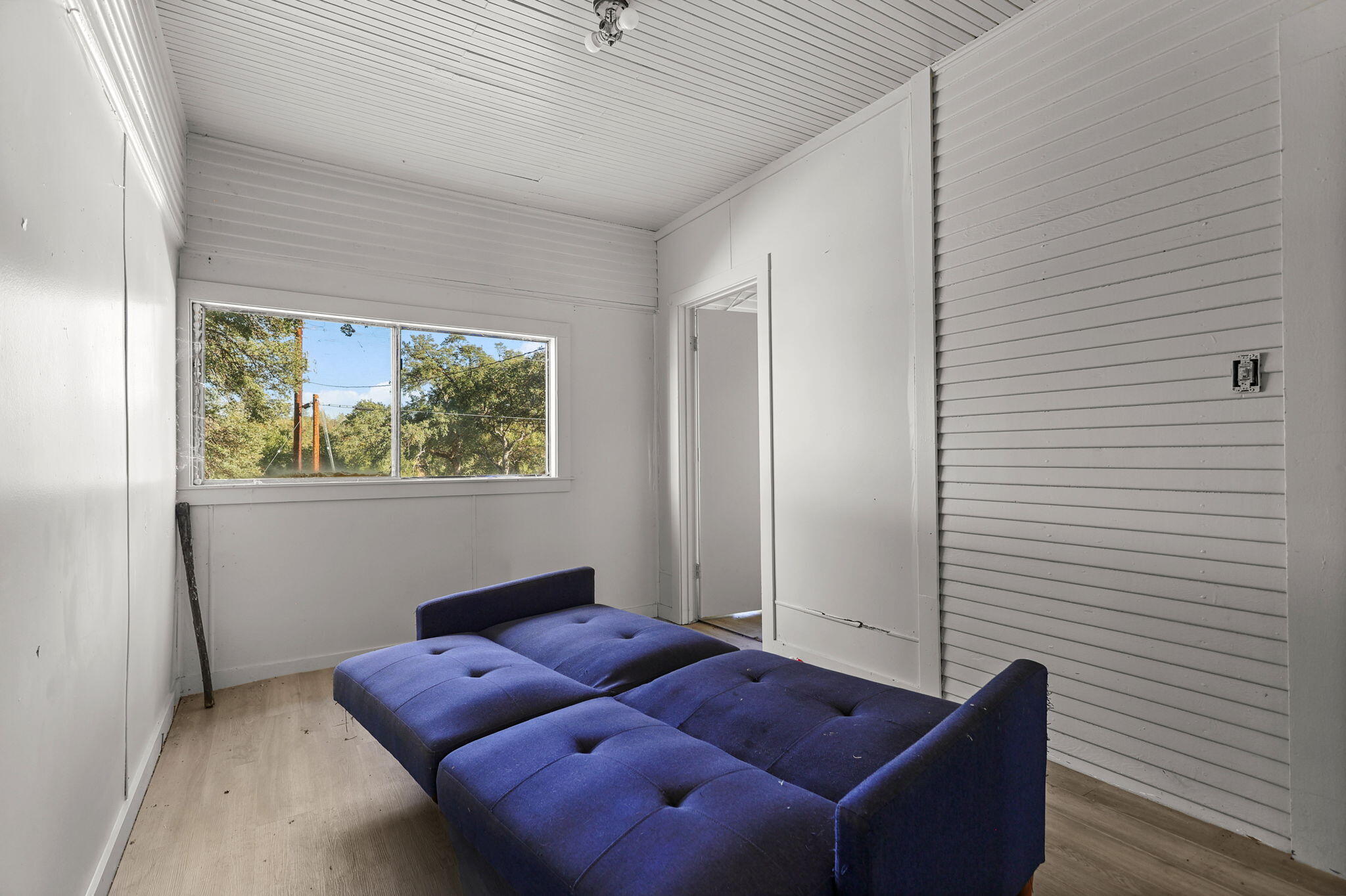 15015 Highway 36, Unit WEST Red Bluff, CA 96080 - Photo 28 of 51 a room with furniture and window