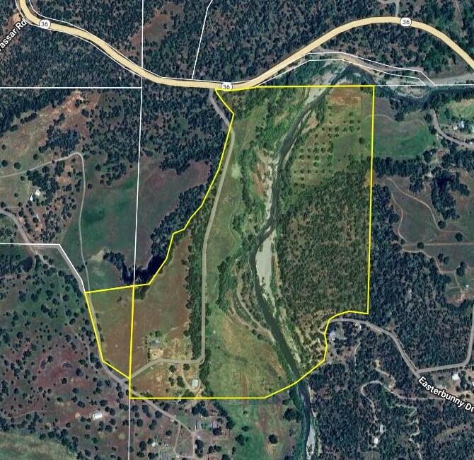 15015 Highway 36, Unit WEST Red Bluff, CA 96080 - Photo 51 of 51 a view of a yard from a balcony