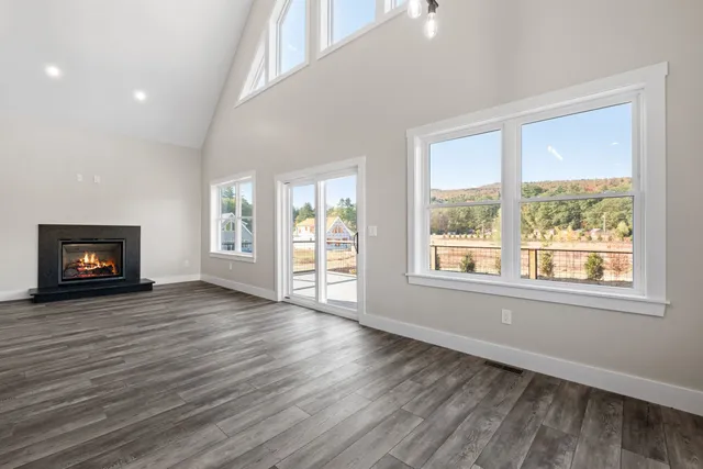 $759,000 | 39 Melinas Way, Thornton, NH 03285