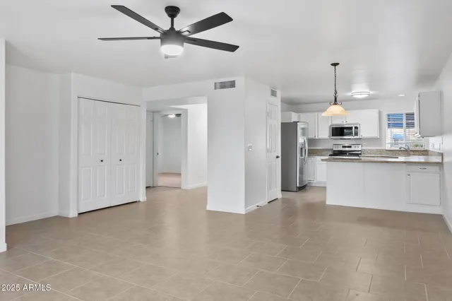 $265,000 | 220 North 22nd Place, Unit 1105, Mesa, AZ 85213