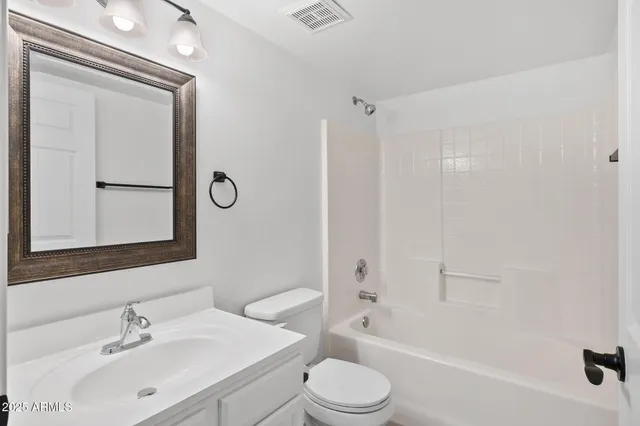 $265,000 | 220 North 22nd Place, Unit 1105, Mesa, AZ 85213