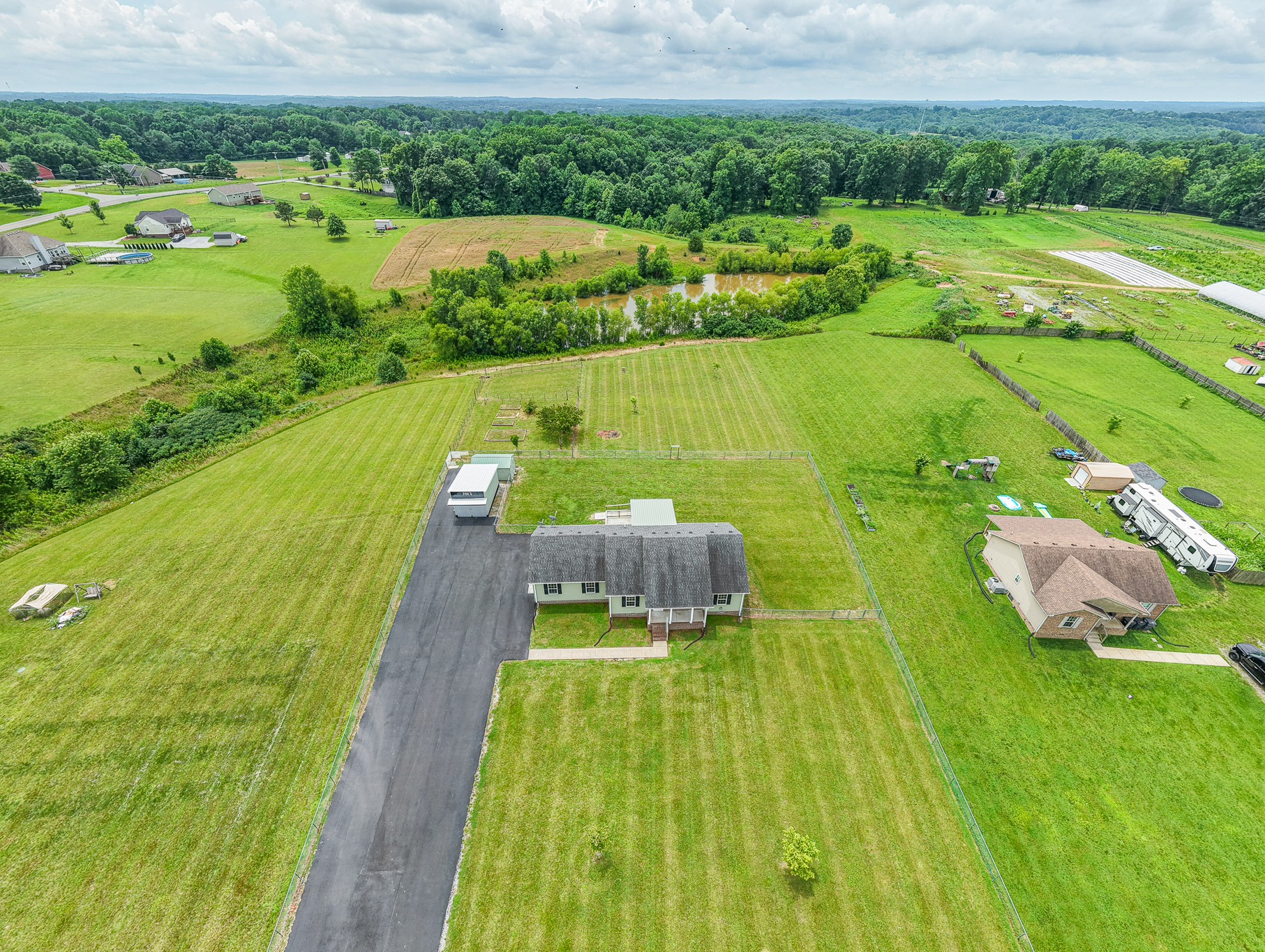472 Meadows Road Portland, TN 37148 - Photo 8 of 44