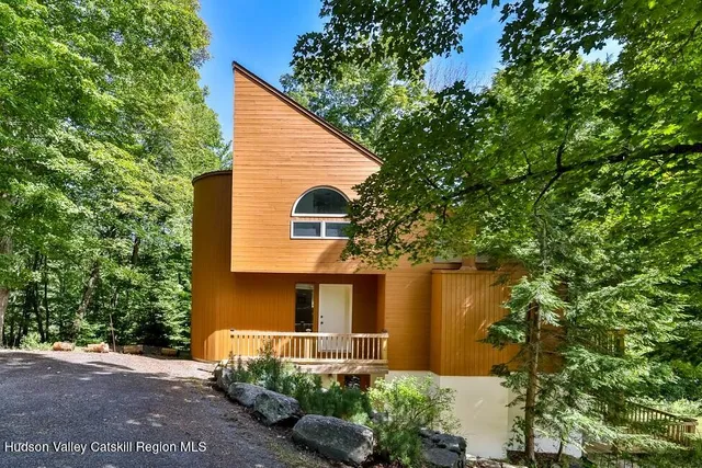 $702,000 | 73 Beaver Hill Road, Windham, NY 12496