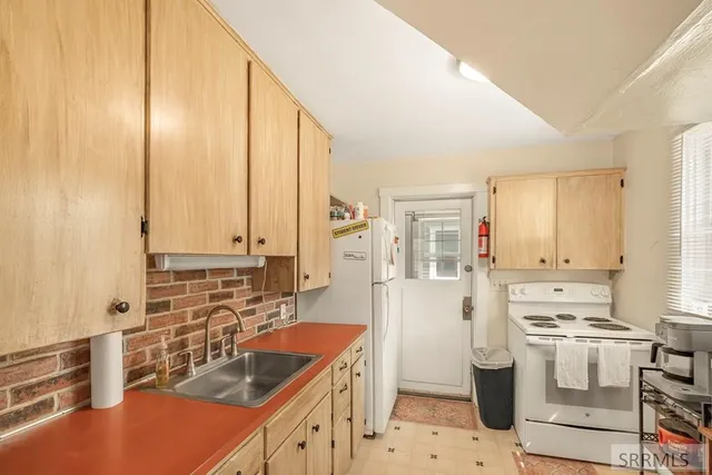 $294,900 | 380 3rd Street, Idaho Falls, ID 83401