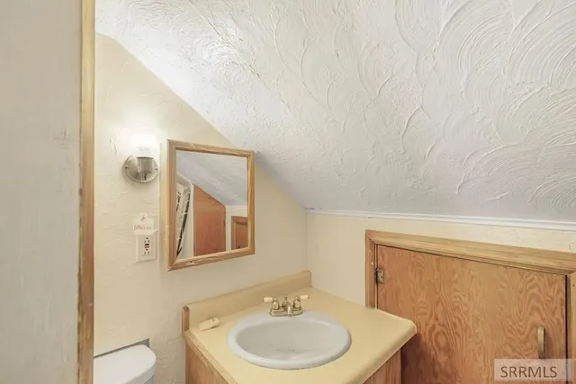 $294,900 | 380 3rd Street, Idaho Falls, ID 83401