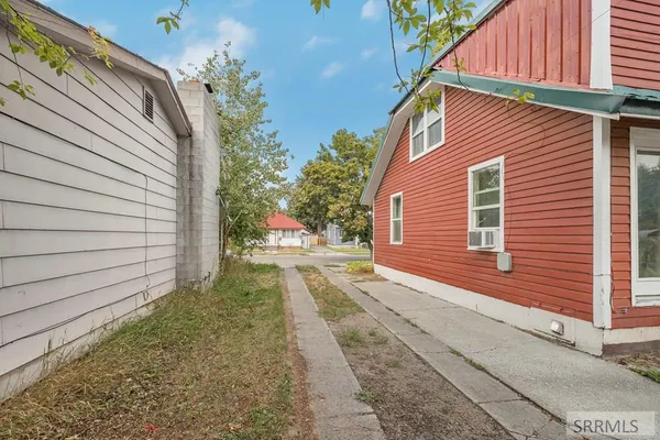 $294,900 | 380 3rd Street, Idaho Falls, ID 83401