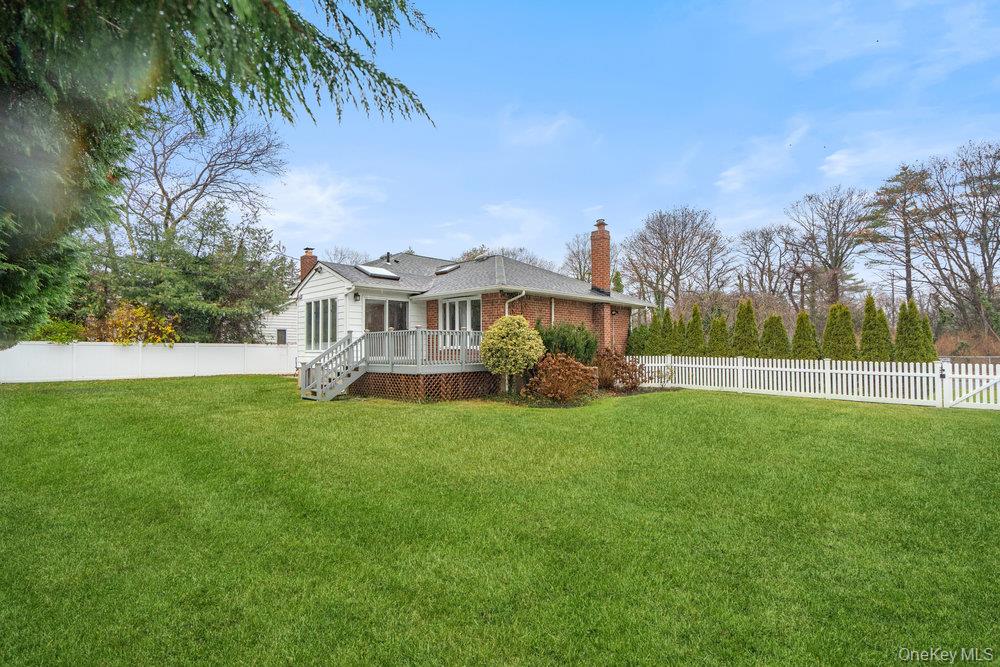 15 Morris Drive Syosset, NY 11791 - Photo 28 of 32 a view of a house with a big yard