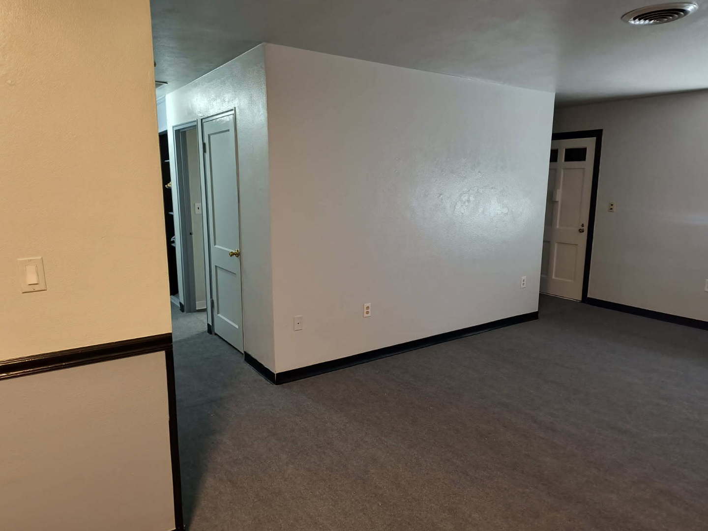 1003 41st Street Moline, IL 61265 - Photo 6 of 17 a view of empty room with closet