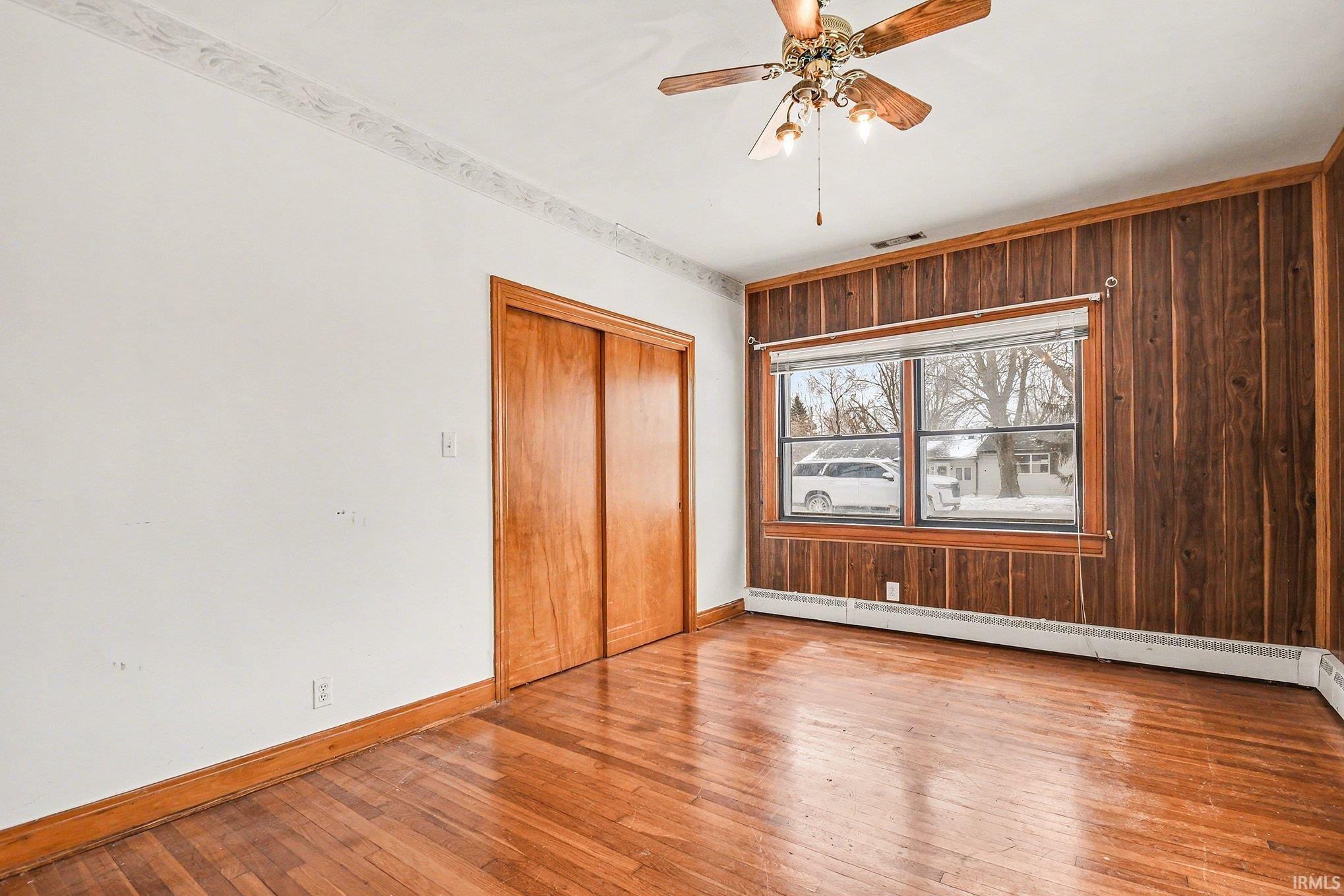 206 East Maple Grove Street Syracuse, IN 46567 - Photo 15 of 32