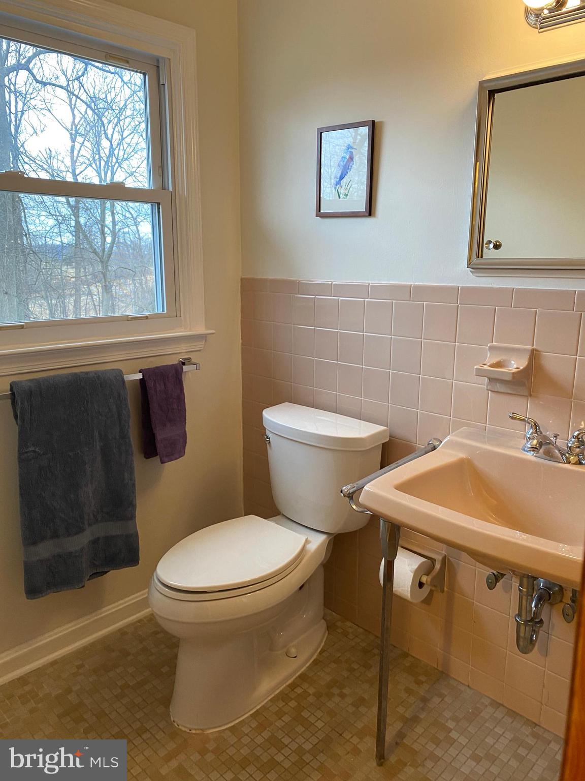 899 Cloverly Road Berwyn, PA 19312 - Photo 21 of 34 Master Bath