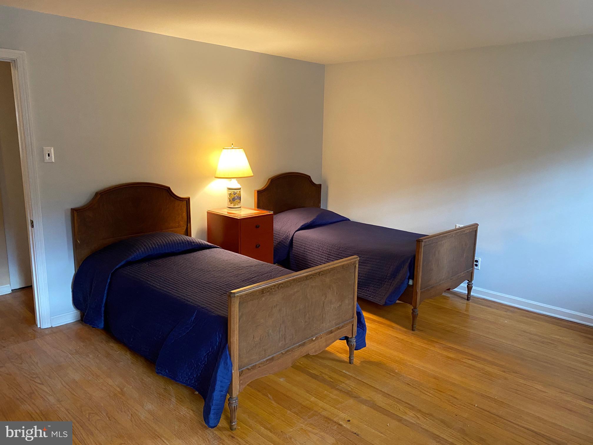 899 Cloverly Road Berwyn, PA 19312 - Photo 23 of 34 2nd Bedroom
