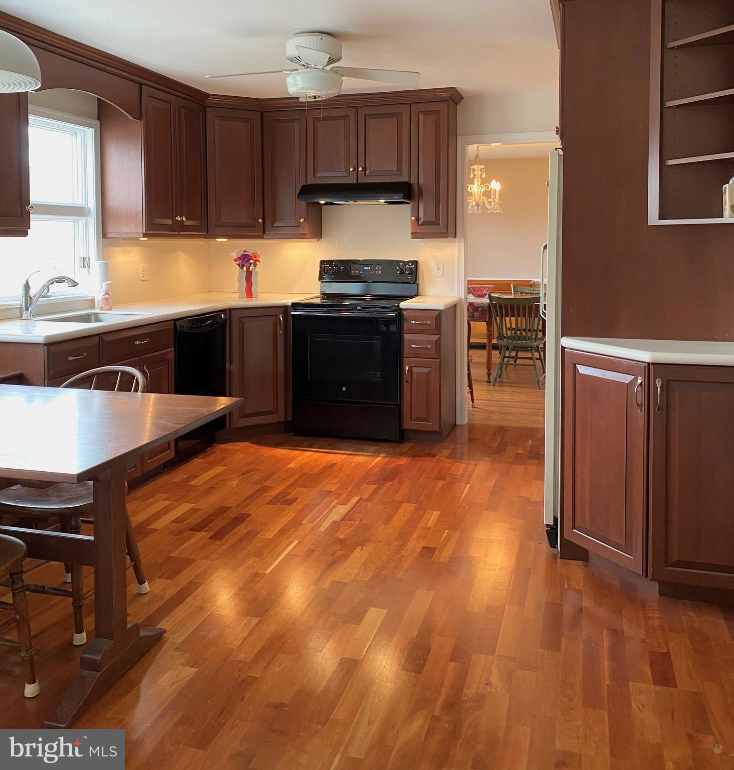 899 Cloverly Road Berwyn, PA 19312 - Photo 9 of 34 From Fam Room to Kit