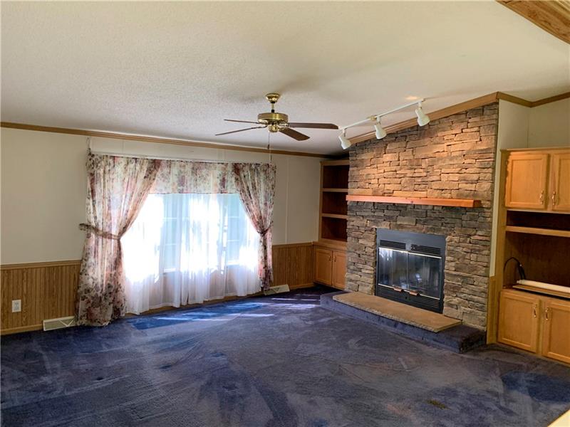 634 Gardner Center Road New Castle, PA 16101 - Photo 5 of 24
