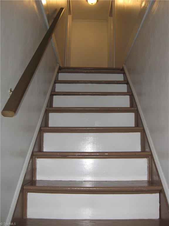 9180 Highway 700 Ruffin, NC 27326 - Photo 15 of 16 Stairwell to upstairs bedrooms.