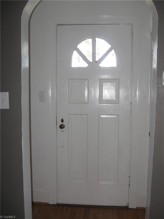 9180 Highway 700 Ruffin, NC 27326 - Photo 5 of 16 Unique foyer with archway.