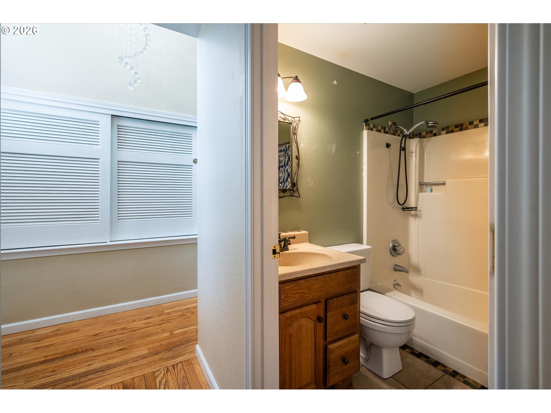 1750 Lincoln Road Coos Bay, OR 97420 - Photo 35 of 48 Bathroom