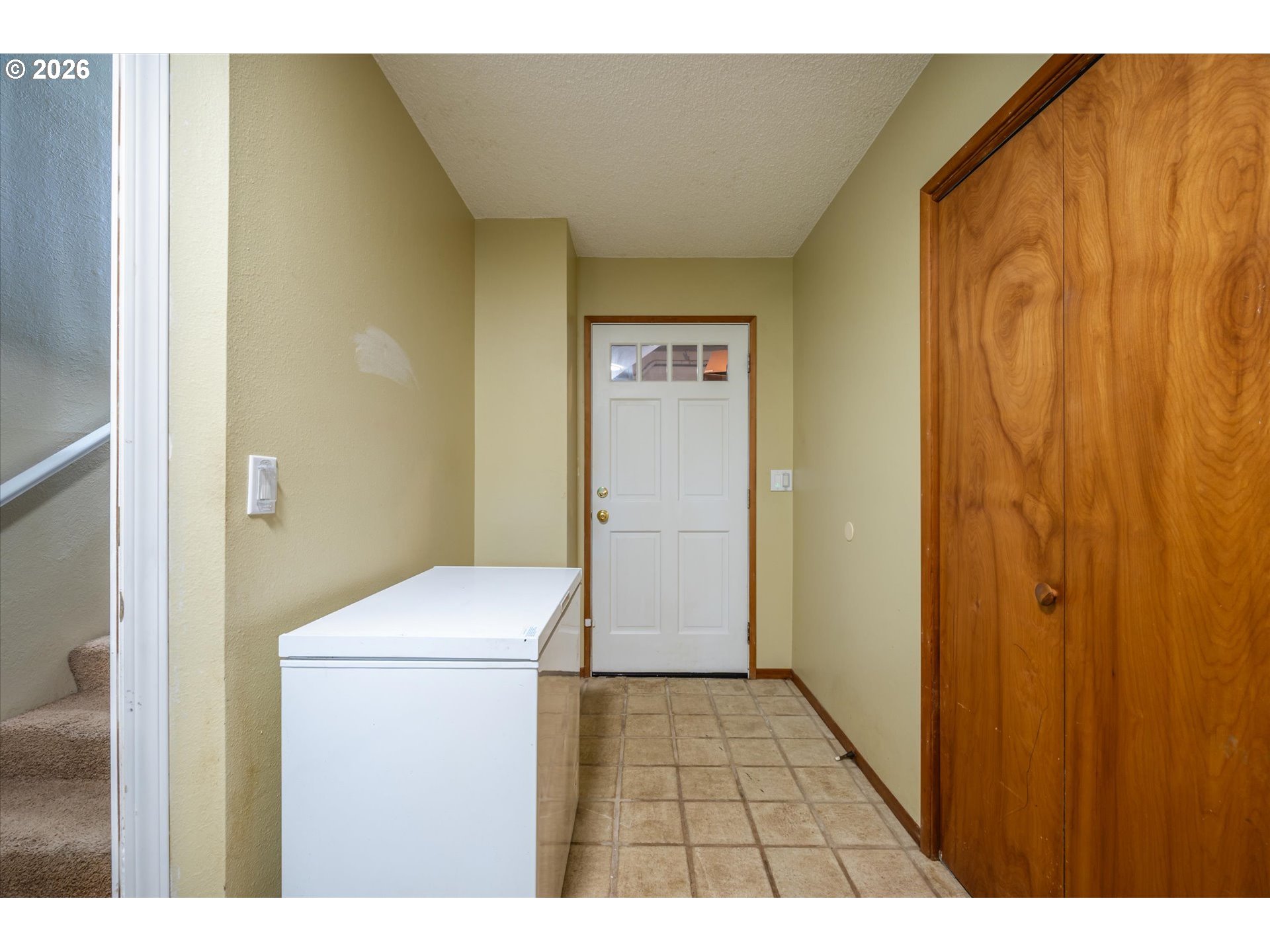 1750 Lincoln Road Coos Bay, OR 97420 - Photo 42 of 48 Hallway