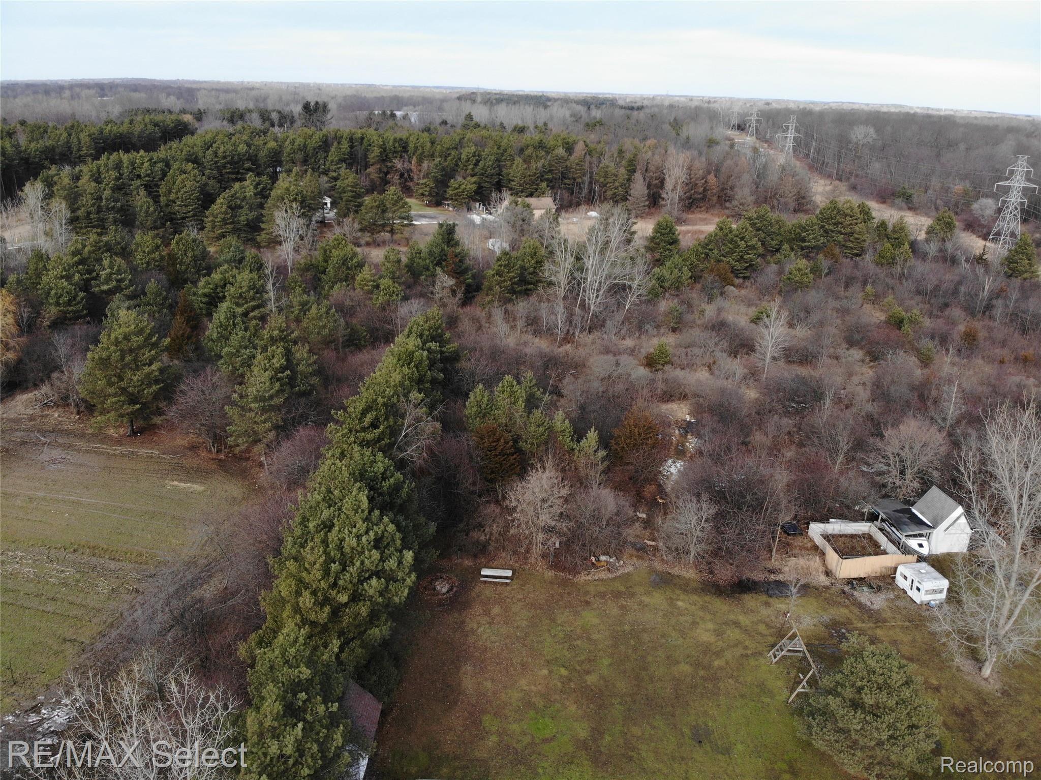 4045 East Carpenter Road Flint, MI 48506 - Photo 49 of 50 5413 N McKinley 027.JPG