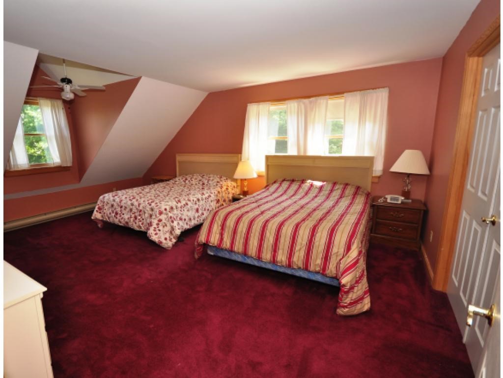 34 Willis Road Wilmington, VT 05363 - Photo 14 of 18 Gallery Image 14