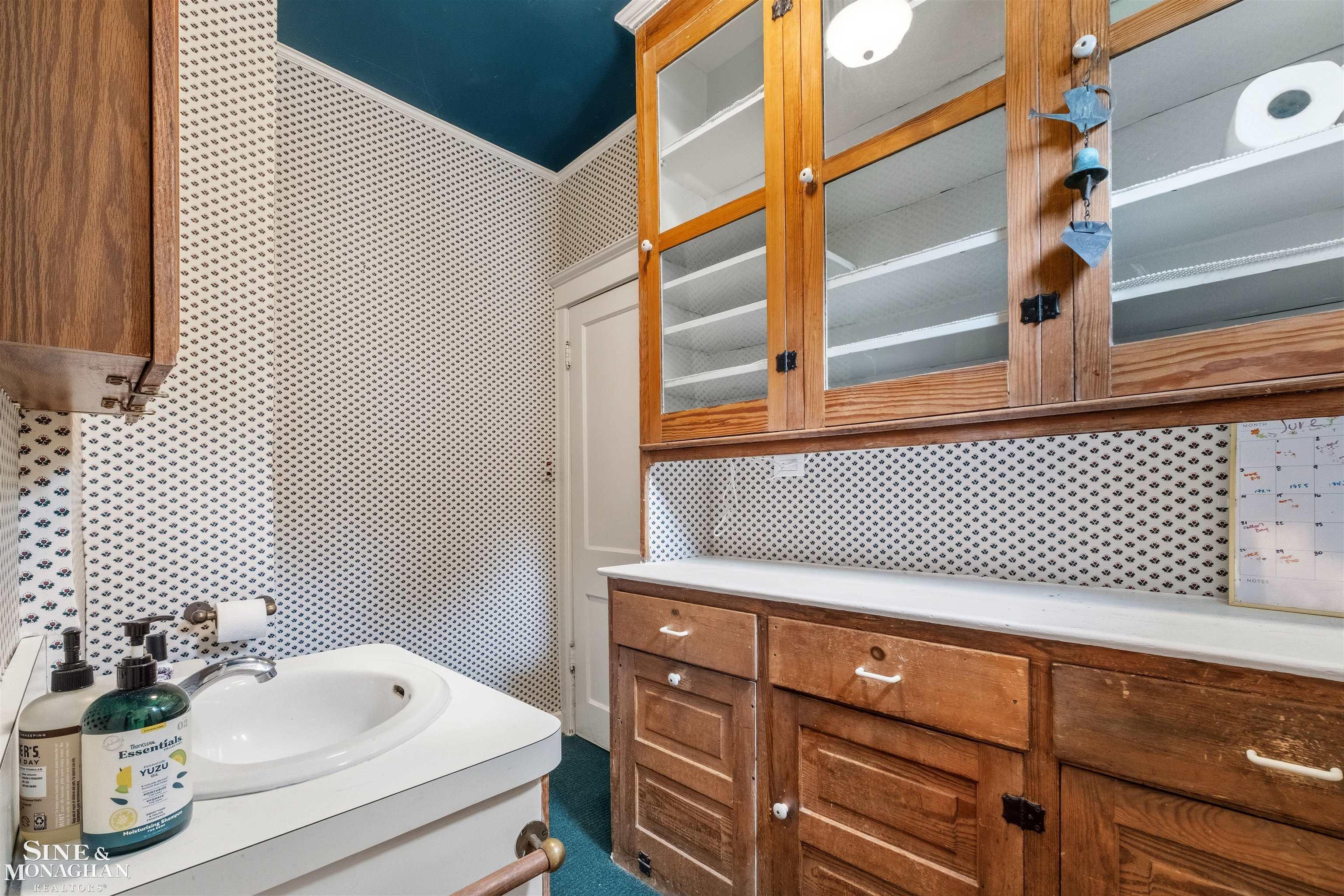 357 Roosevelt Place Grosse Pointe, MI 48230 - Photo 29 of 52