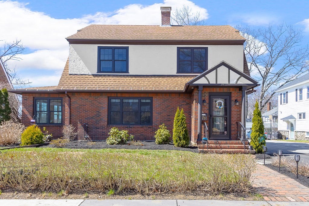 75 Longfellow Road Worcester, MA 01602 - Photo 33 of 37 a front view of a house