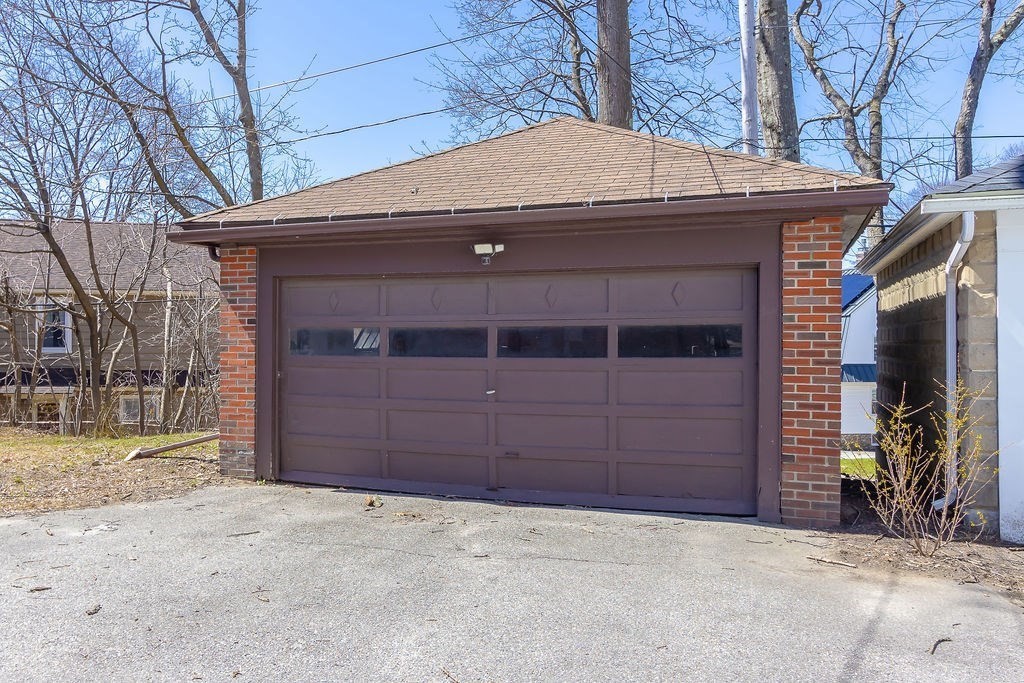 75 Longfellow Road Worcester, MA 01602 - Photo 37 of 37 a front view of a house