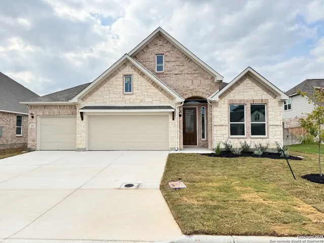 $549,990 | 151 Annette Drive, Castroville, TX 78009