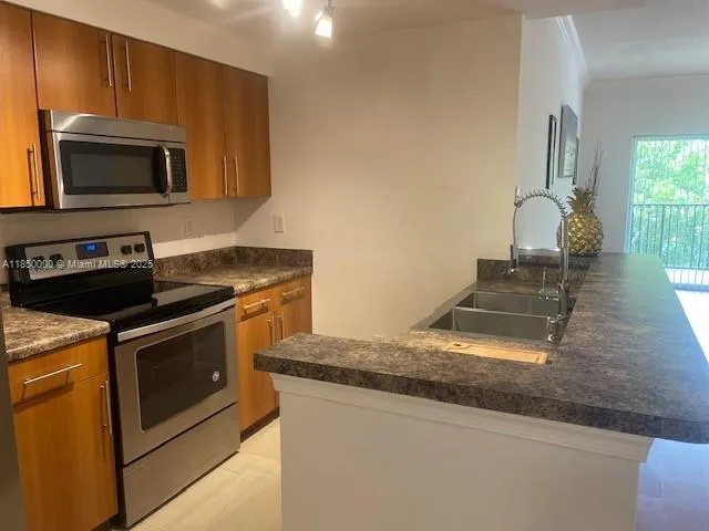 $279,000 | 5960 West Sample Road, Unit 305, Coral Springs, FL 33067