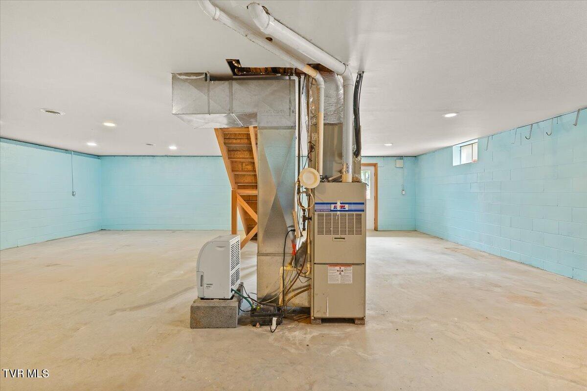 515 Scioto Road Unicoi, TN 37692 - Photo 50 of 55 Basement