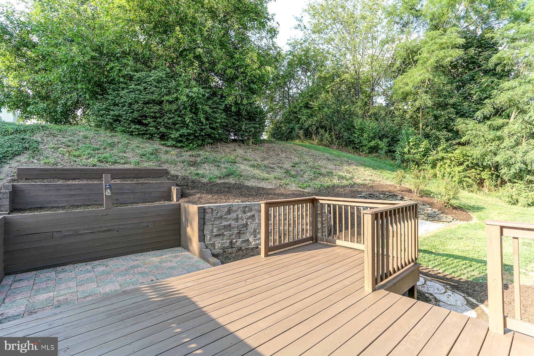 12 Edgewood Drive Lititz, PA 17543 - Photo 25 of 35