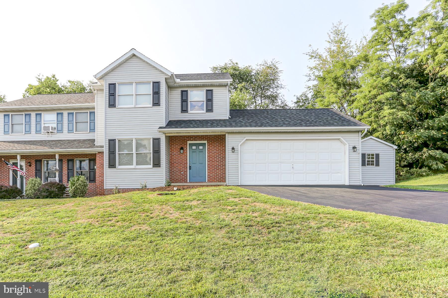 12 Edgewood Drive Lititz, PA 17543 - Photo 33 of 35