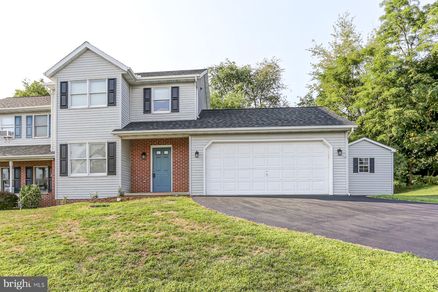 12 Edgewood Drive Lititz, PA 17543 - Photo 34 of 35