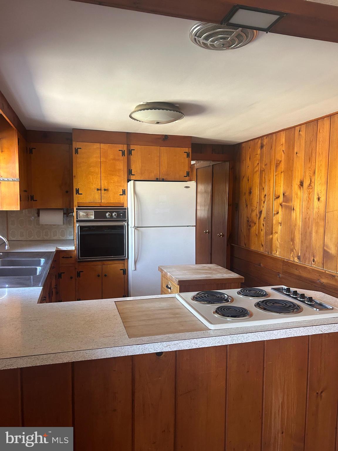 6953 Sladek Road New Hope, PA 18938 - Photo 10 of 25 Kitchen
