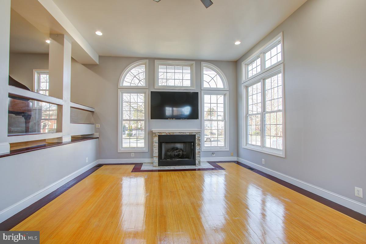 3921 Ingomar Street Northwest Washington, DC 20015 - Photo 16 of 33 Family Room with Gas FP.