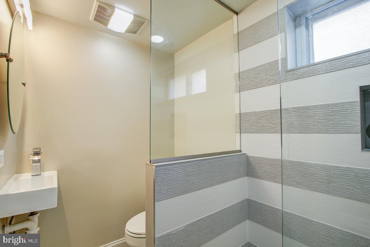 3921 Ingomar Street Northwest Washington, DC 20015 - Photo 31 of 33 Full Bathroom in Lower Level.