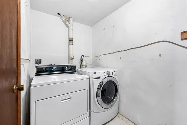 $999,900 | 90 Sunnyside Avenue, Reading, MA 01867