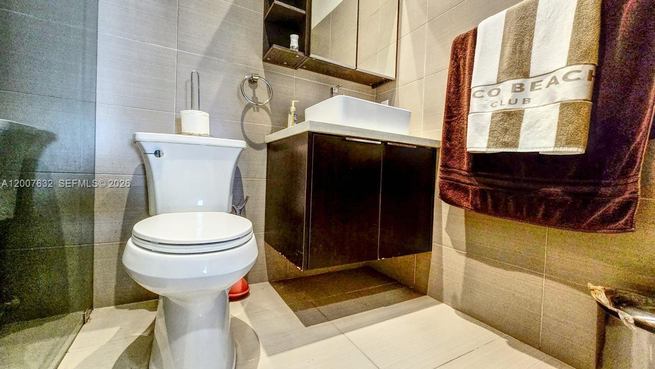 18920 Southwest 29th Street Miramar, FL 33029 - Photo 24 of 37 Ensuite Bath
