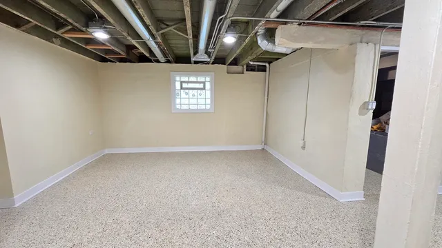 $335,700 | 624 North Leclaire Avenue, Chicago, IL 60644