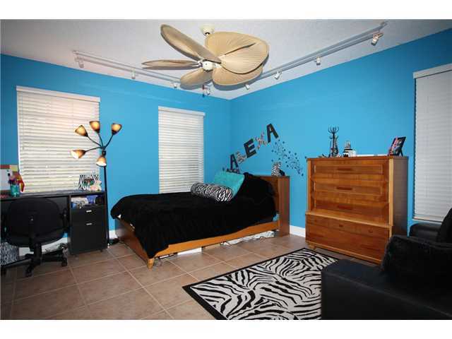 382 Southwest 5th Way Boca Raton, FL 33432 - Photo 9 of 14 Additional Photo