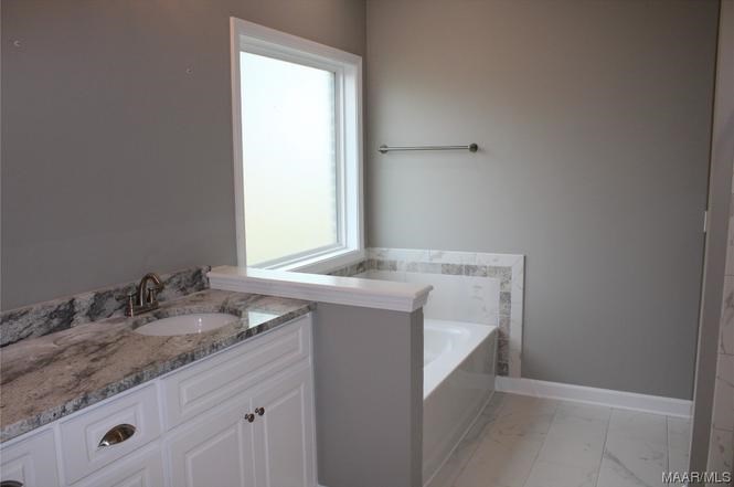 100 Meer Busch Lane Enterprise, AL 36330 - Photo 13 of 24